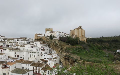Setenil city